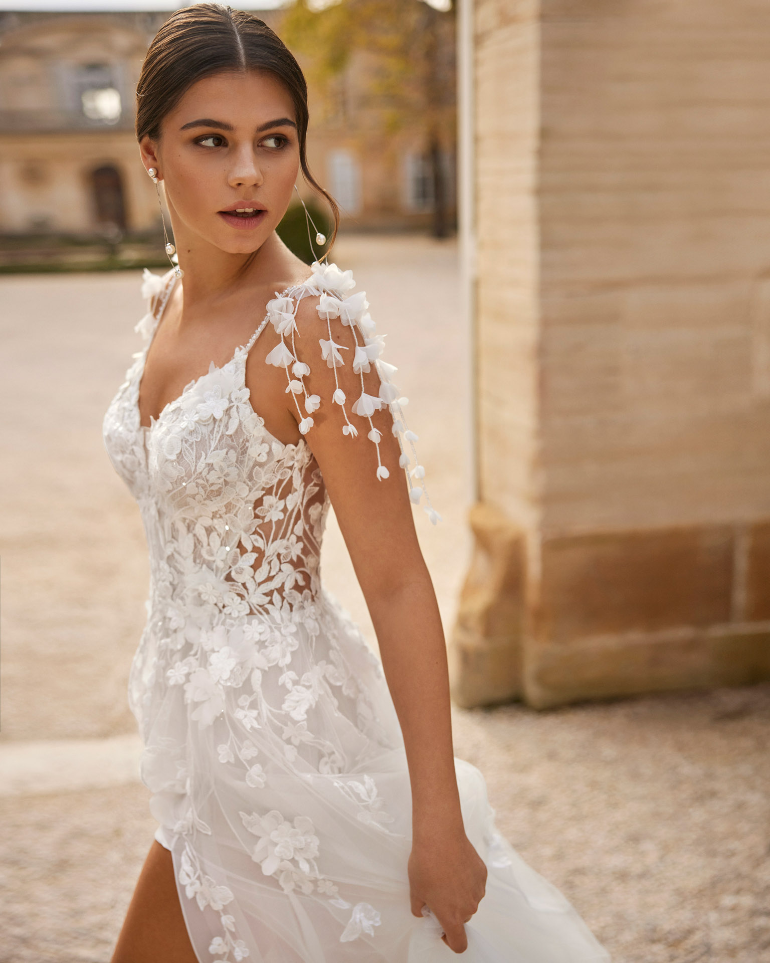 1R10_VALS_ROSA_CLARA_4_robe_de_mariee_fluide_aubagne_marseille_toulon (2)