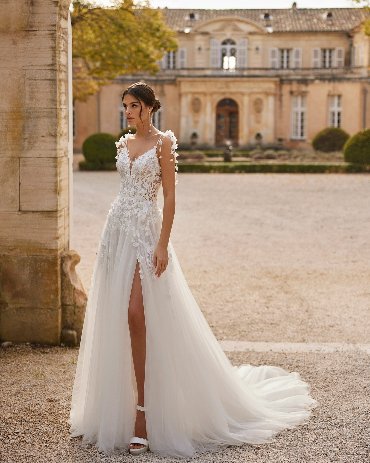 1R10_VALS_ROSA_CLARA_4_robe_de_mariee_fluide_aubagne_marseille_toulon (4)