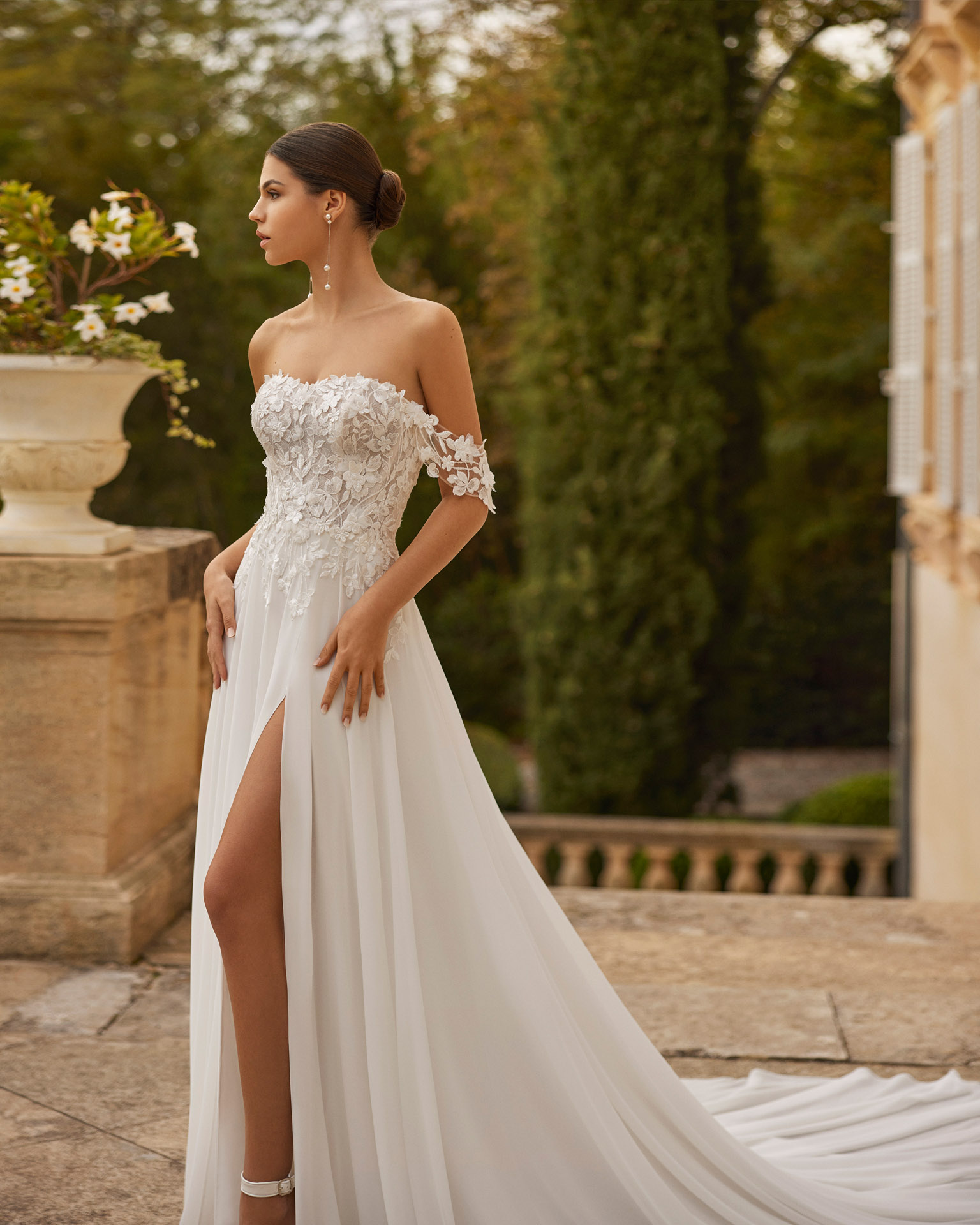 1R37_VOLNEY_ROSA_CLARA_3robe_de_mariee_fluide_fendue_aubagne_marseille_montpellier (1)