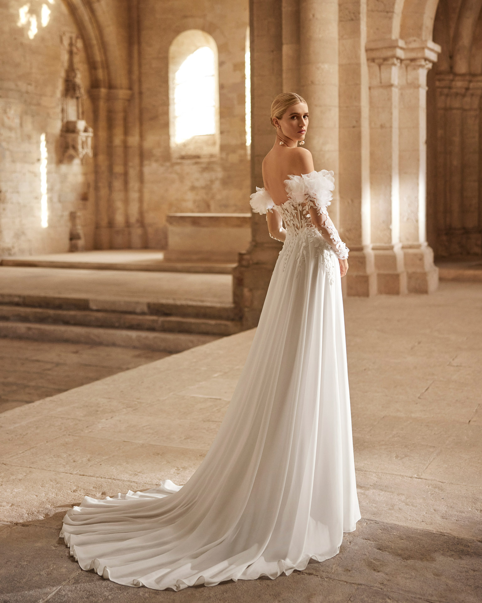 leona-rosa-clara-robe-mariee-fluide-bustier-aubagne-marseille (3)