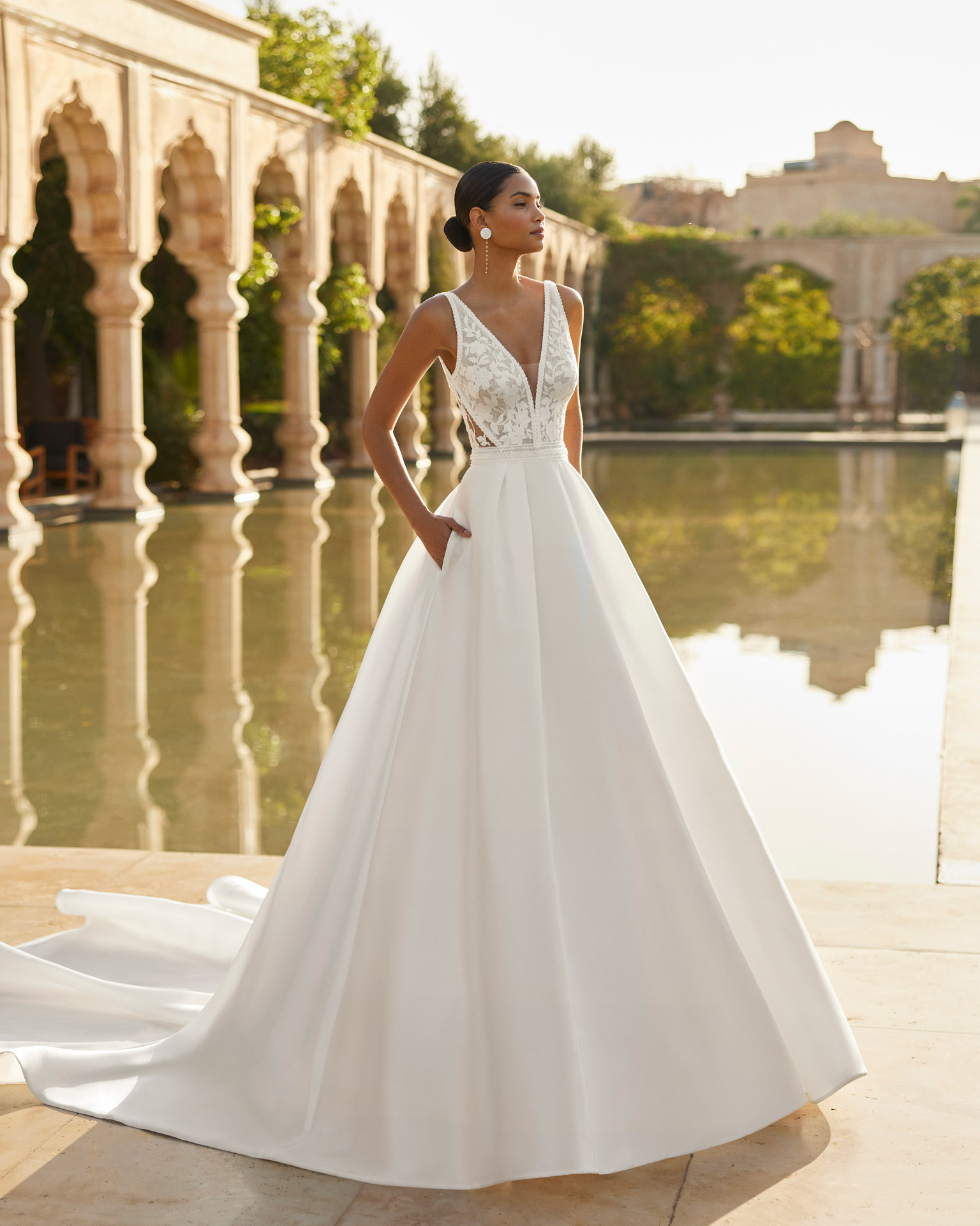 orea-rosa-clara-robe-mariee-dentelle-satin-aubagne-aix (2)