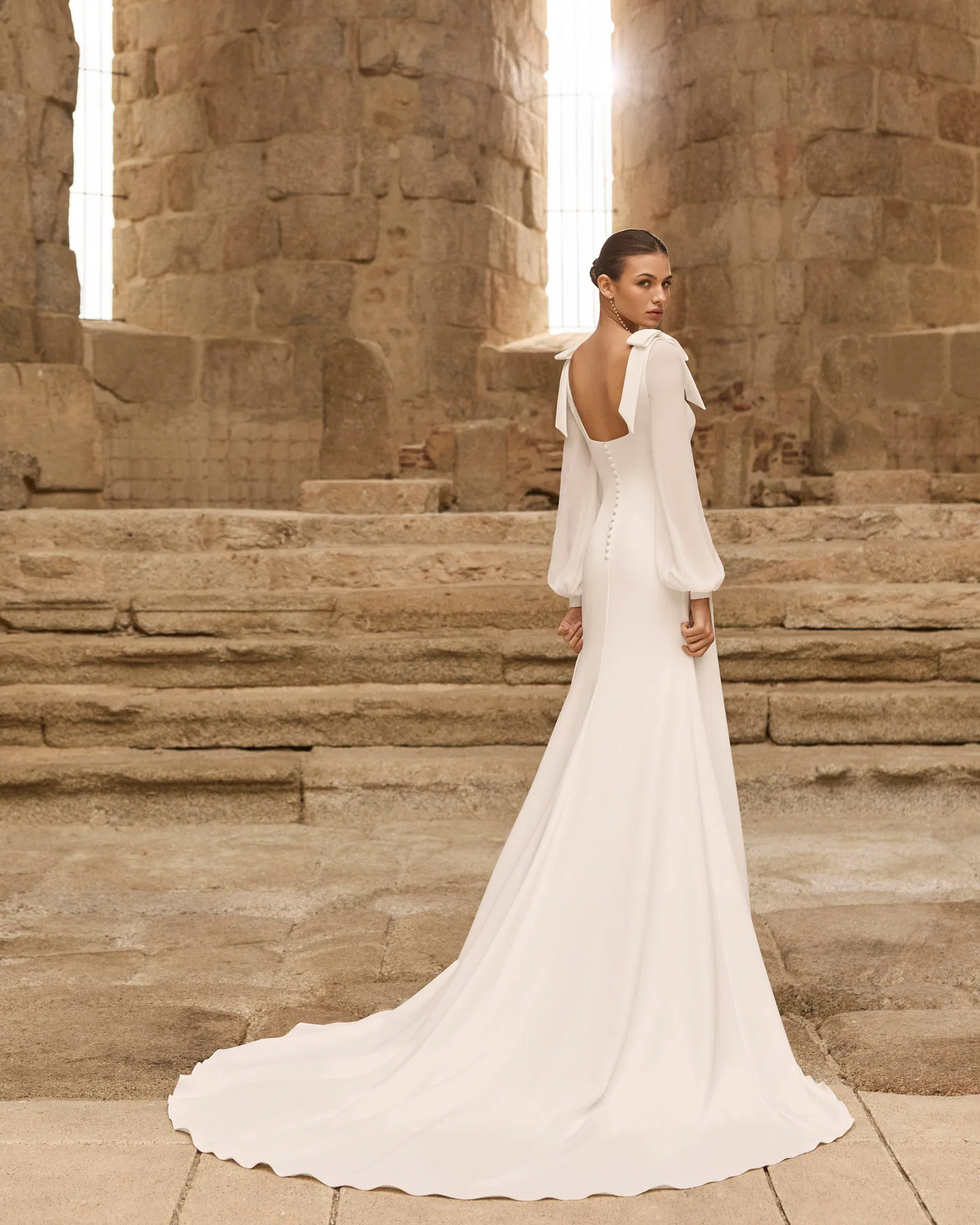 Robe de mariée Paiva Adriana Alier - vue de dos carré - Aubagne