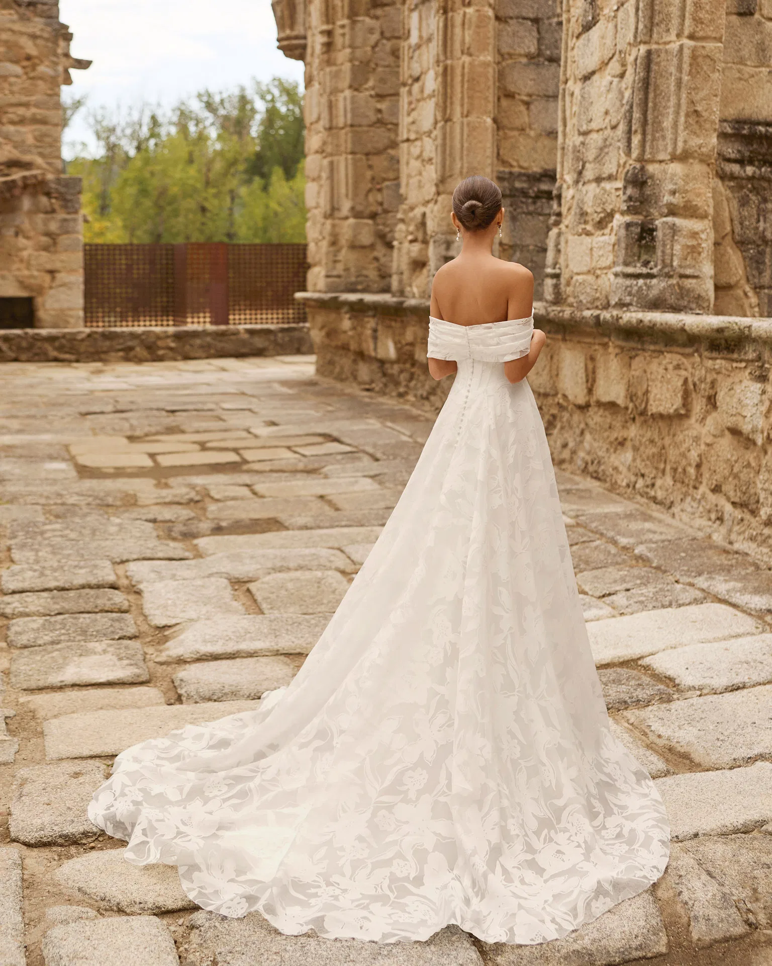 Robe de mariée Piscilo Adriana Alier - vue de dos - Aubagne