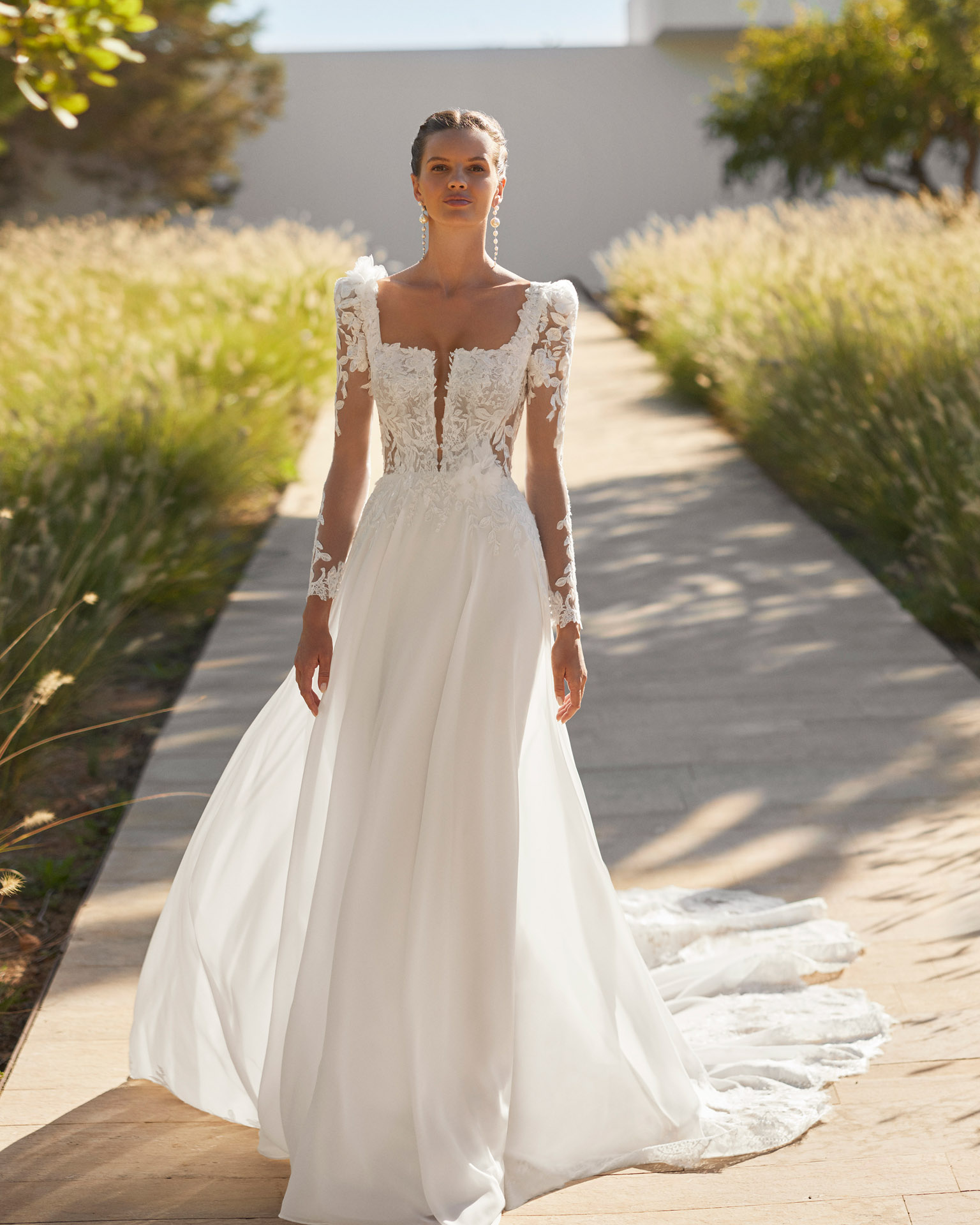 saphi-adriana-alier-robe-de-mariee-col-carre-fluide-aubagne-marignane (3)