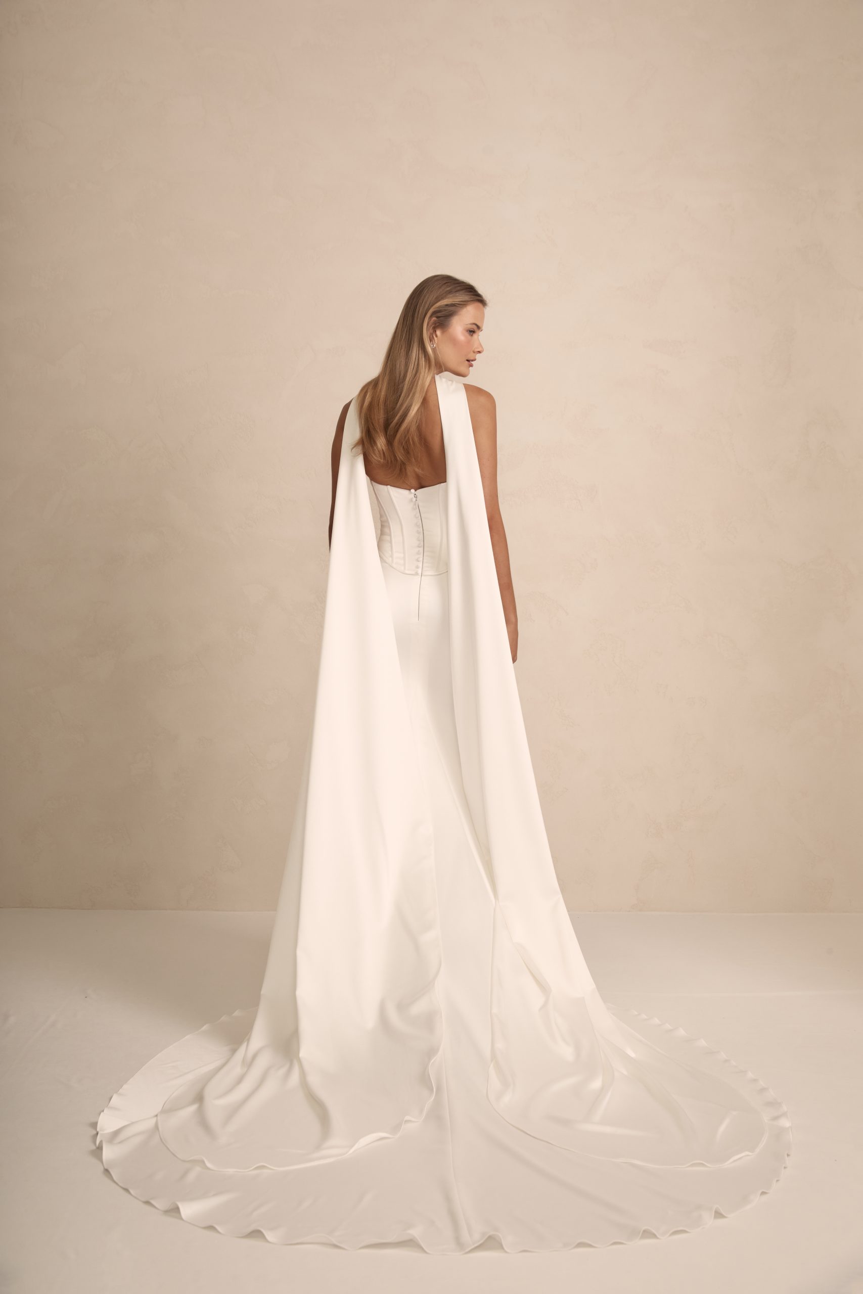 sol-made-with-love-robe-mariee-sirene-satin-bustier-corset-aubagne-marseille-france