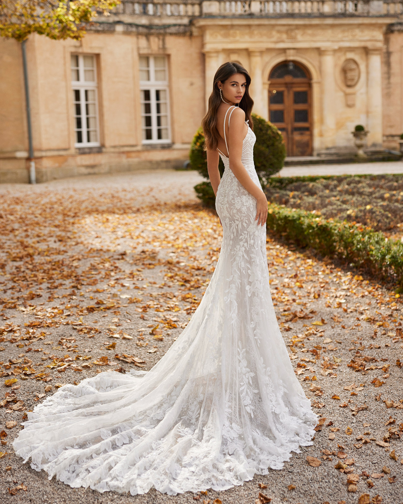 viann-rosa-clara-robe-mariee-sirene-dentelle-aubagne-aix (1)
