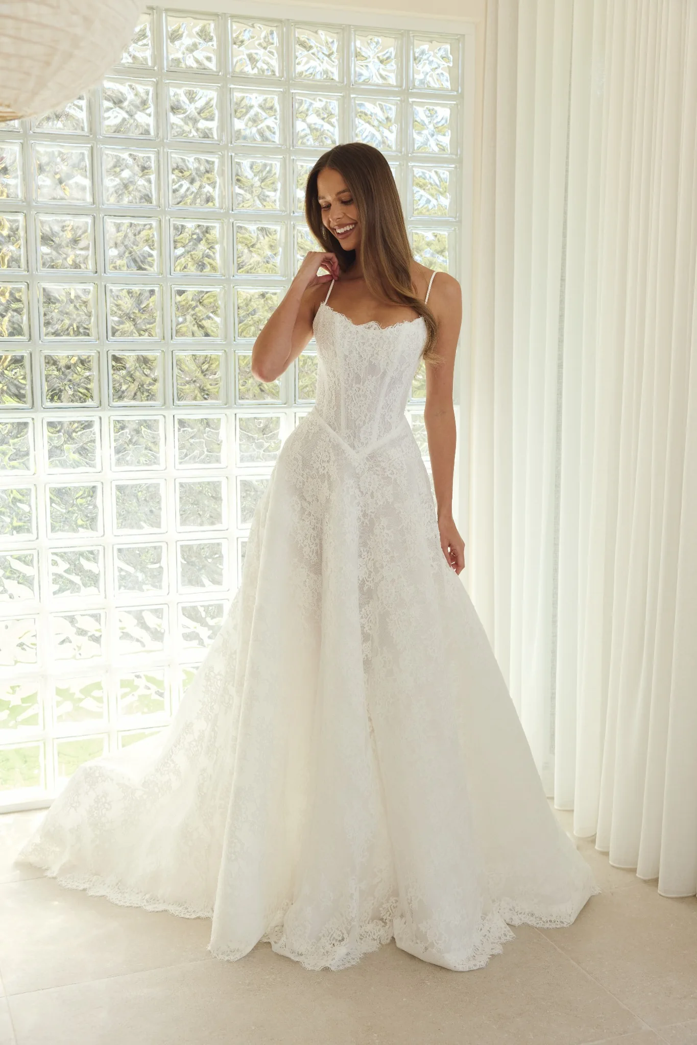 willow-made-with-love-mwl-robe-mariee-princesse-dentelle-bustier-corset-ivana-bianca (2)