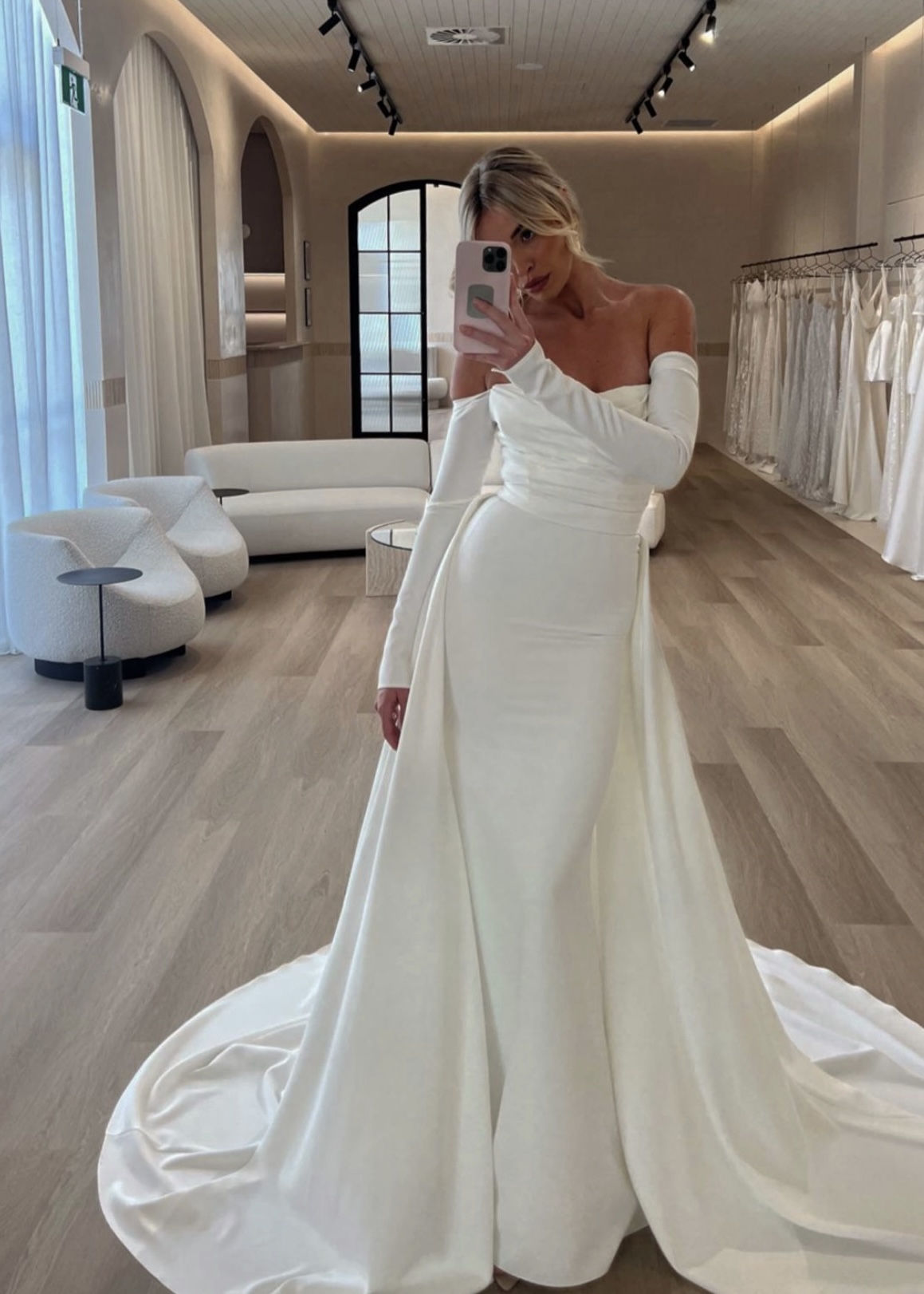 winter-made-with-love-bridal-robe-mariee-aubagne-marseille-france (1)